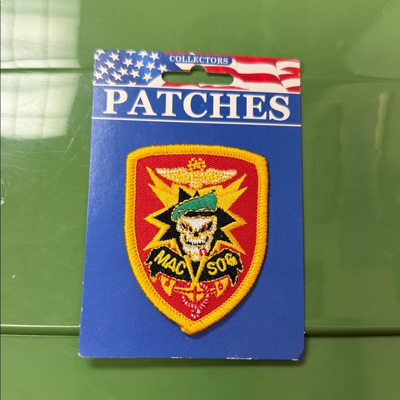 Eagle Emblems Other - Military Patch with Skull and Dagger Design